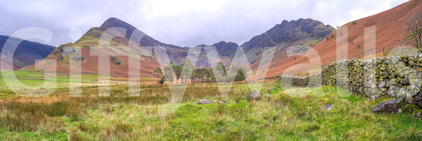 The wallpaper features a subtle, calming pattern.