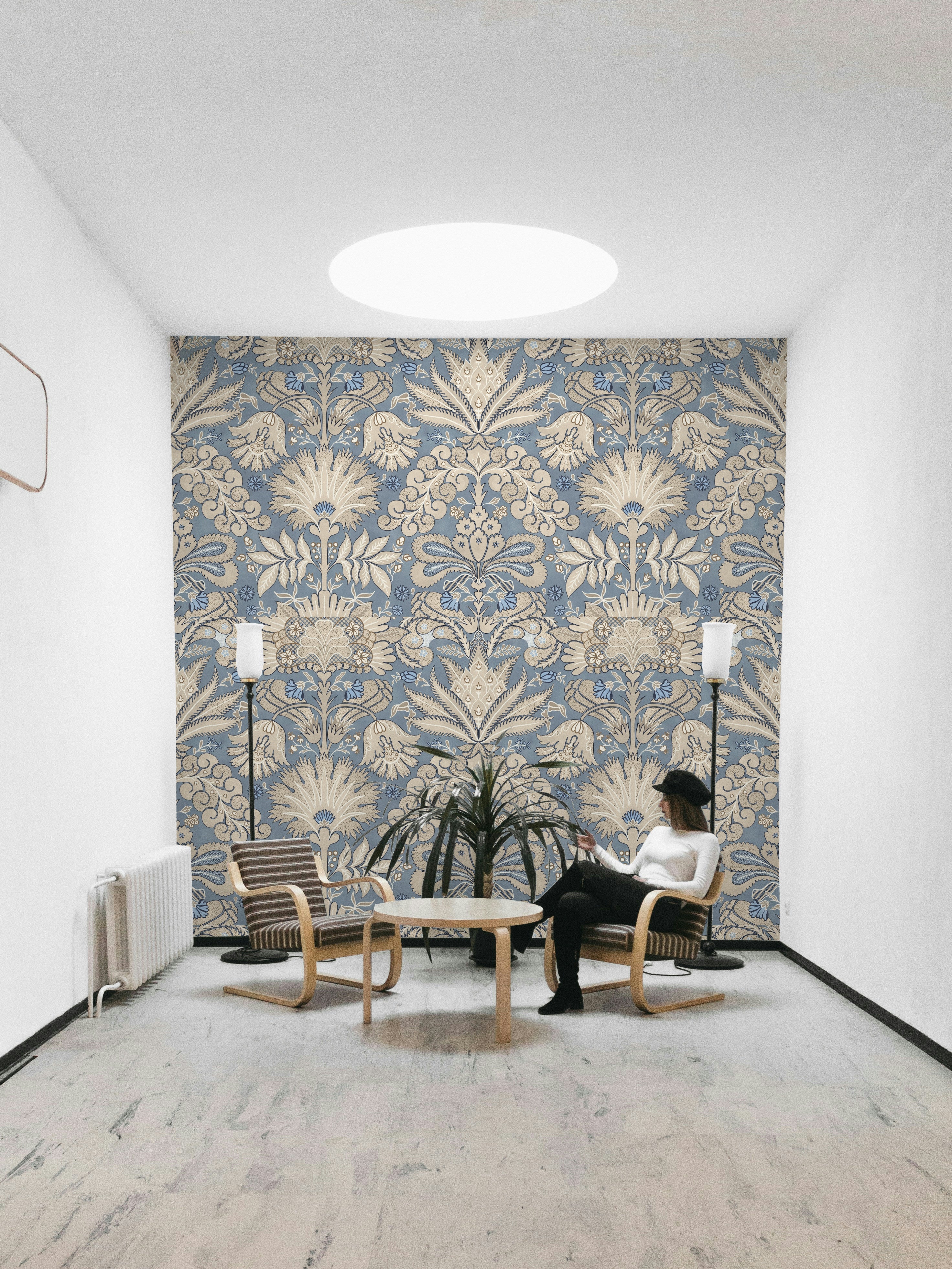 Classic damask pattern with botanical details

