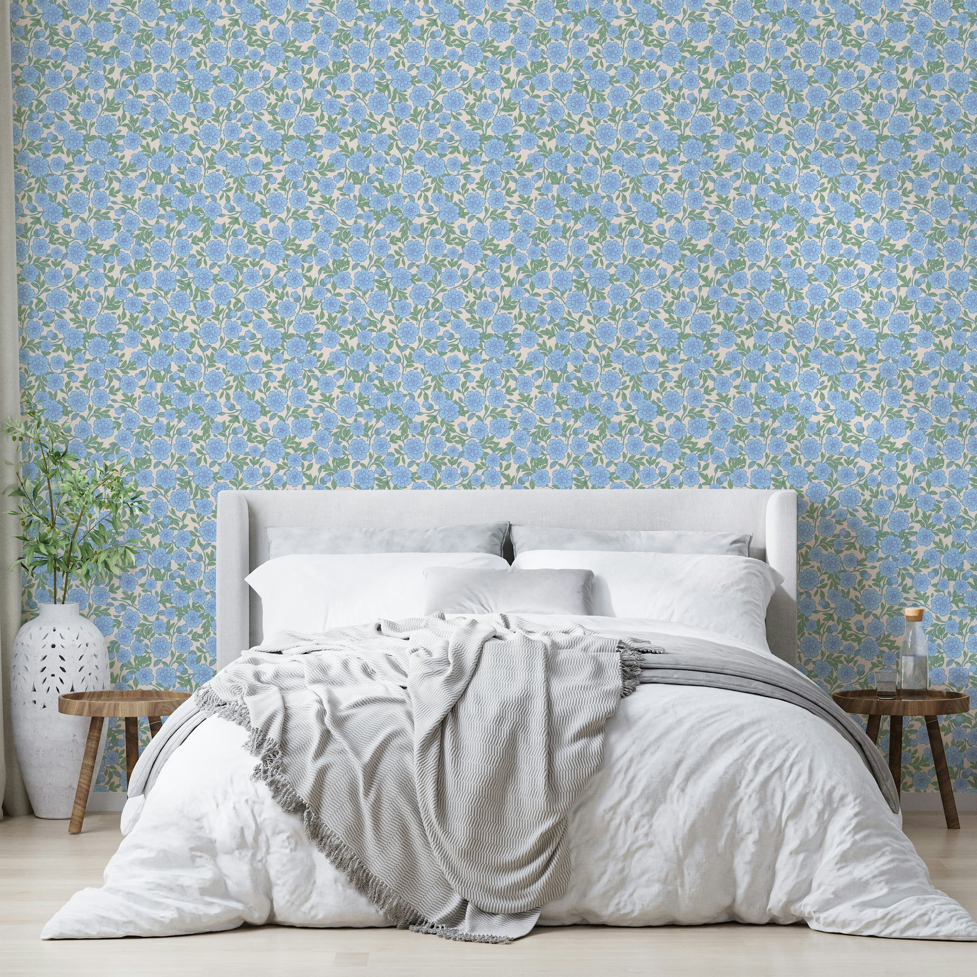 Light blue ditsy floral wallpaper for a serene look

