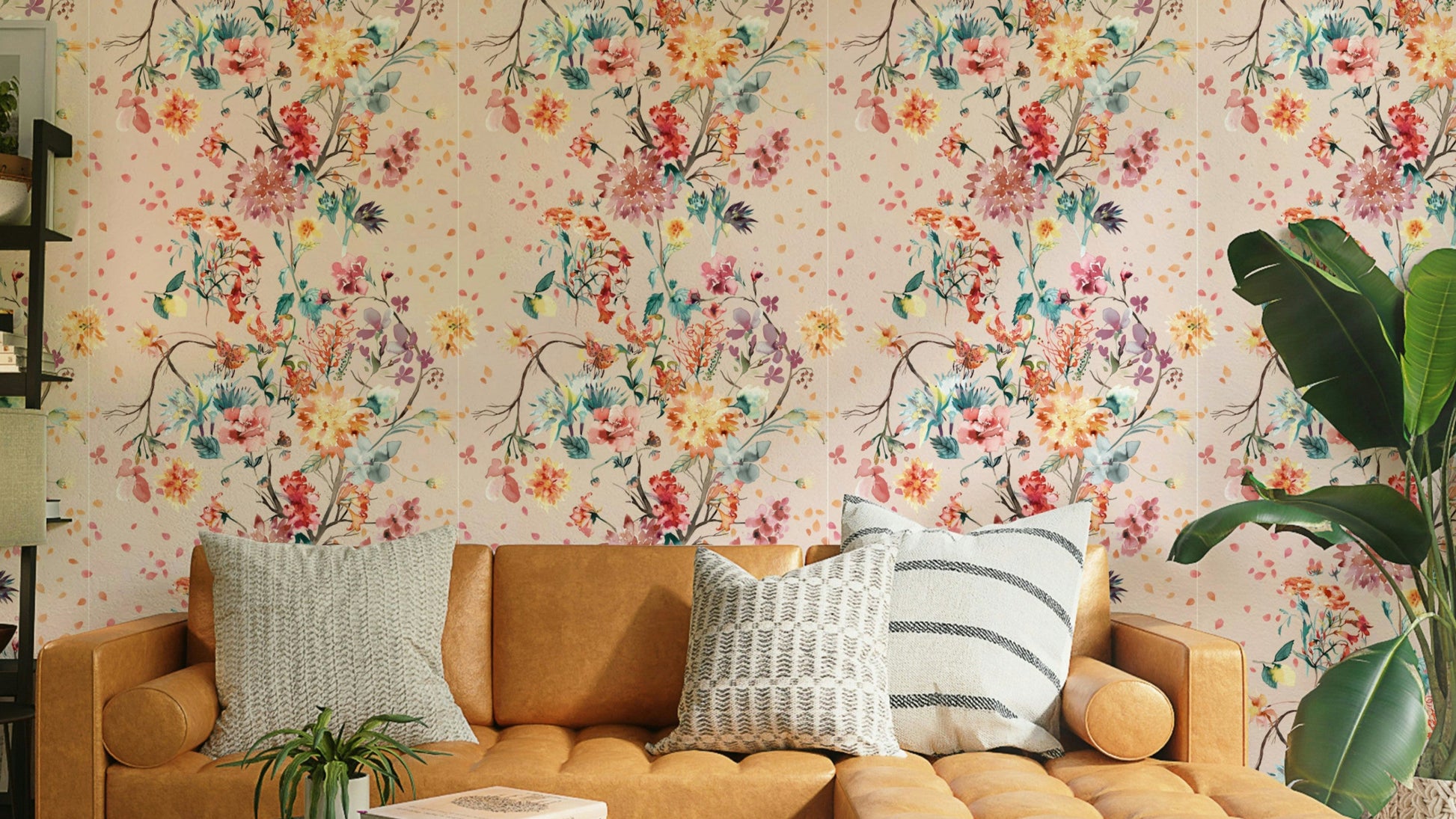 Vintage floral chinoiserie wall pattern


