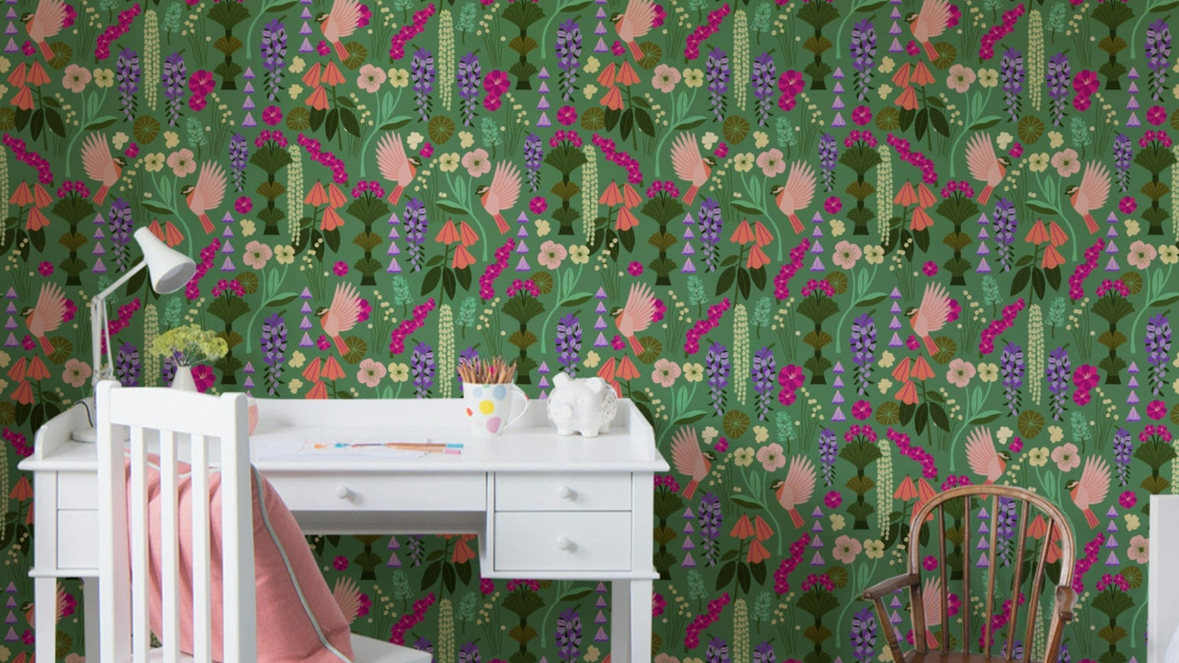 Elegant wallpaper with birds perched among blooms

