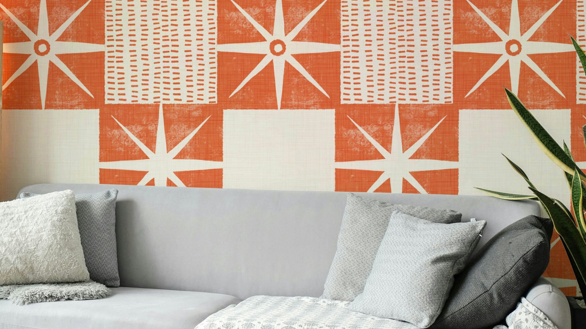 Retro starburst quilt block pattern in salmon orange

