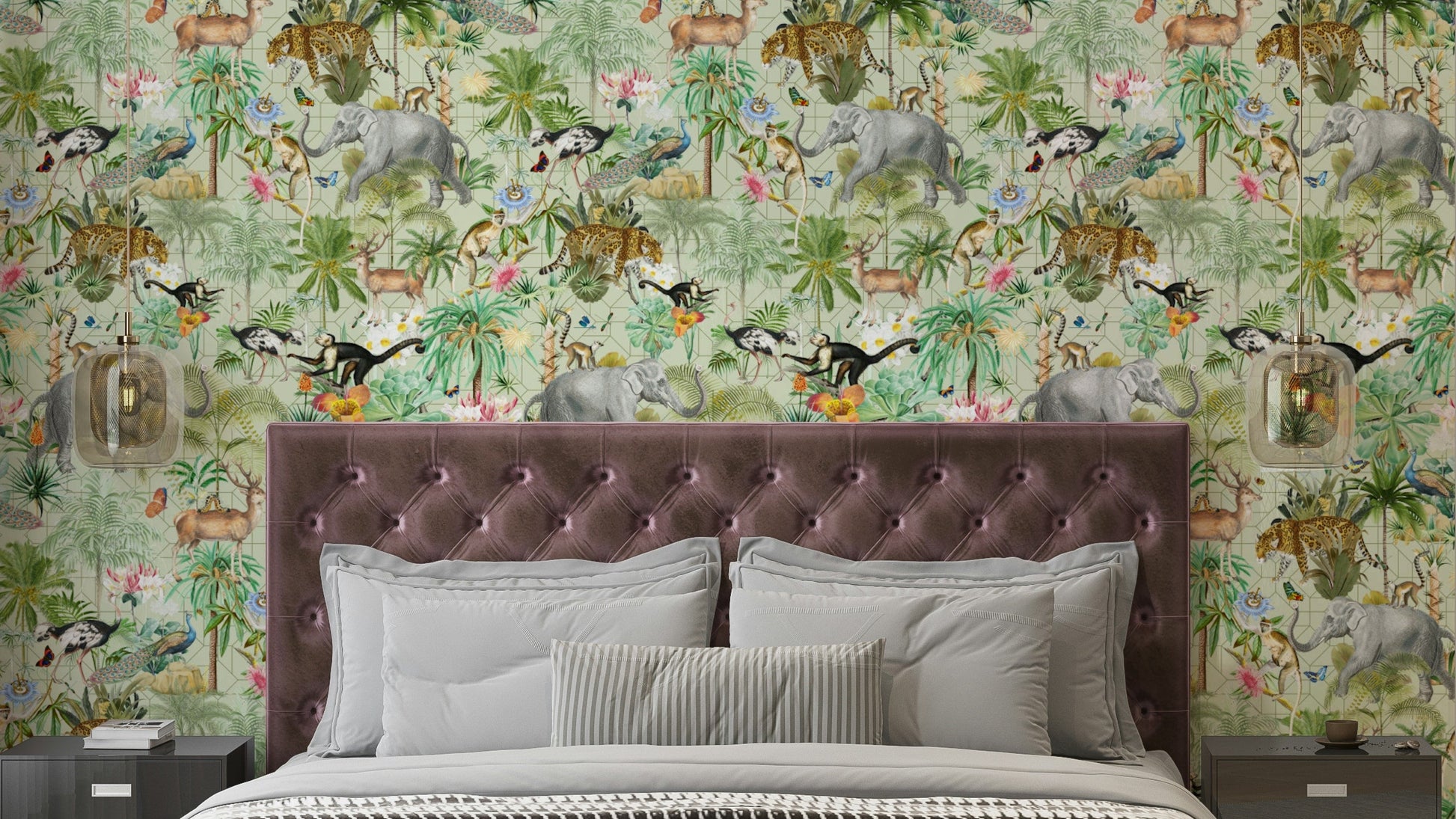 Jungle Opulence Wallpaper featuring vibrant foliage and exotic blooms.

