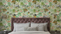 Jungle Opulence Wallpaper featuring vibrant foliage and exotic blooms.

