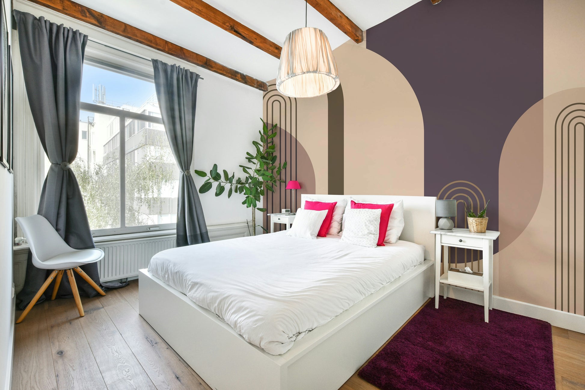 Bold and elegant arch design for contemporary interiors

