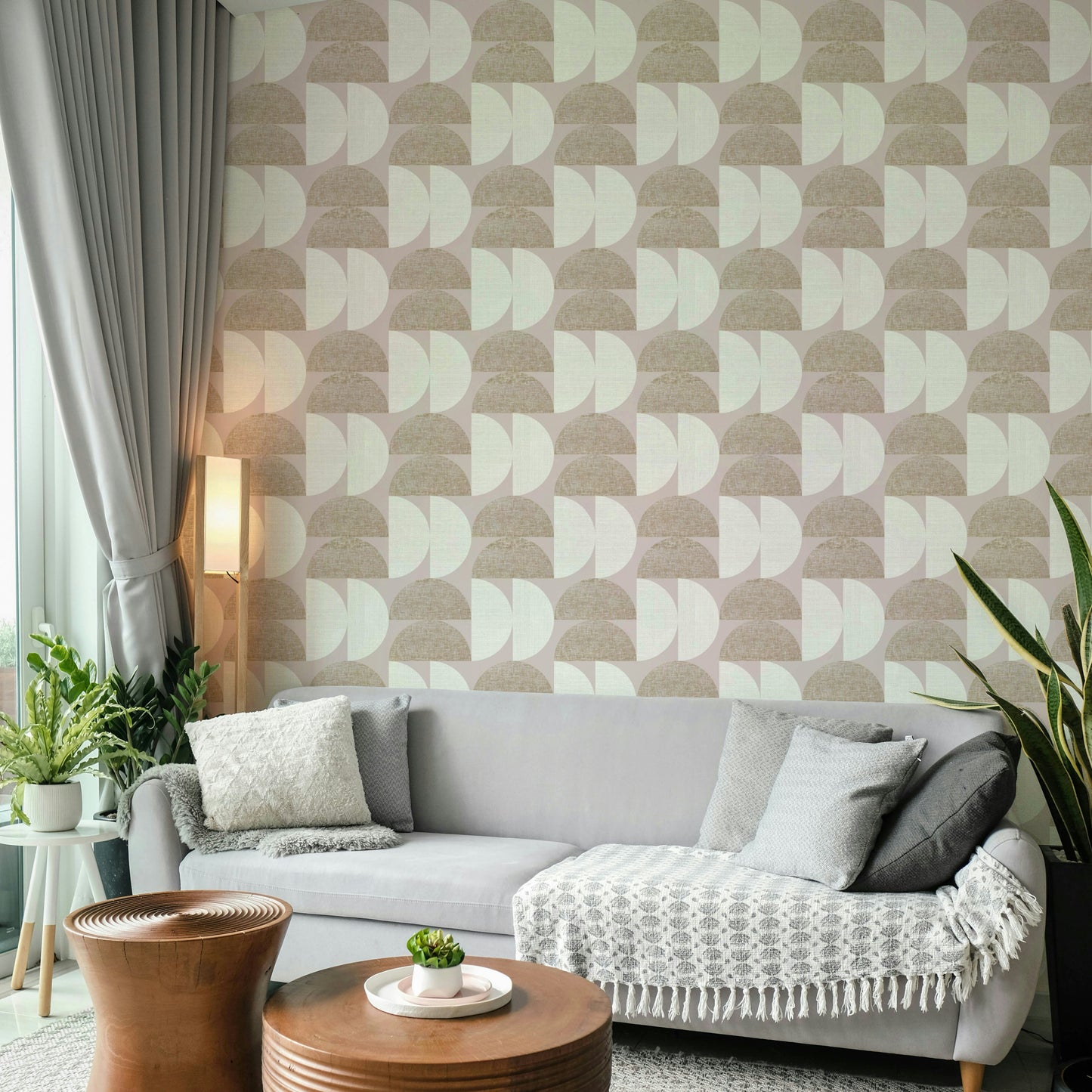 Timeless wallpaper inspired by vintage design

