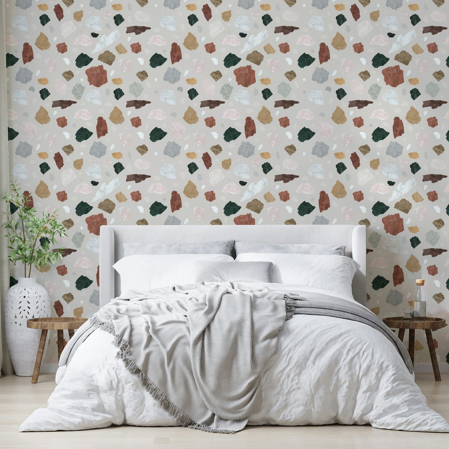 Refined geometric wallpaper for timeless interiors

