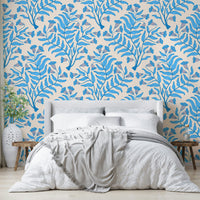 Damask wallpaper featuring trumpet flowers and vines

