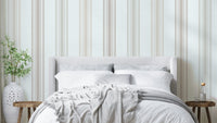 Soft striped pattern for walls

