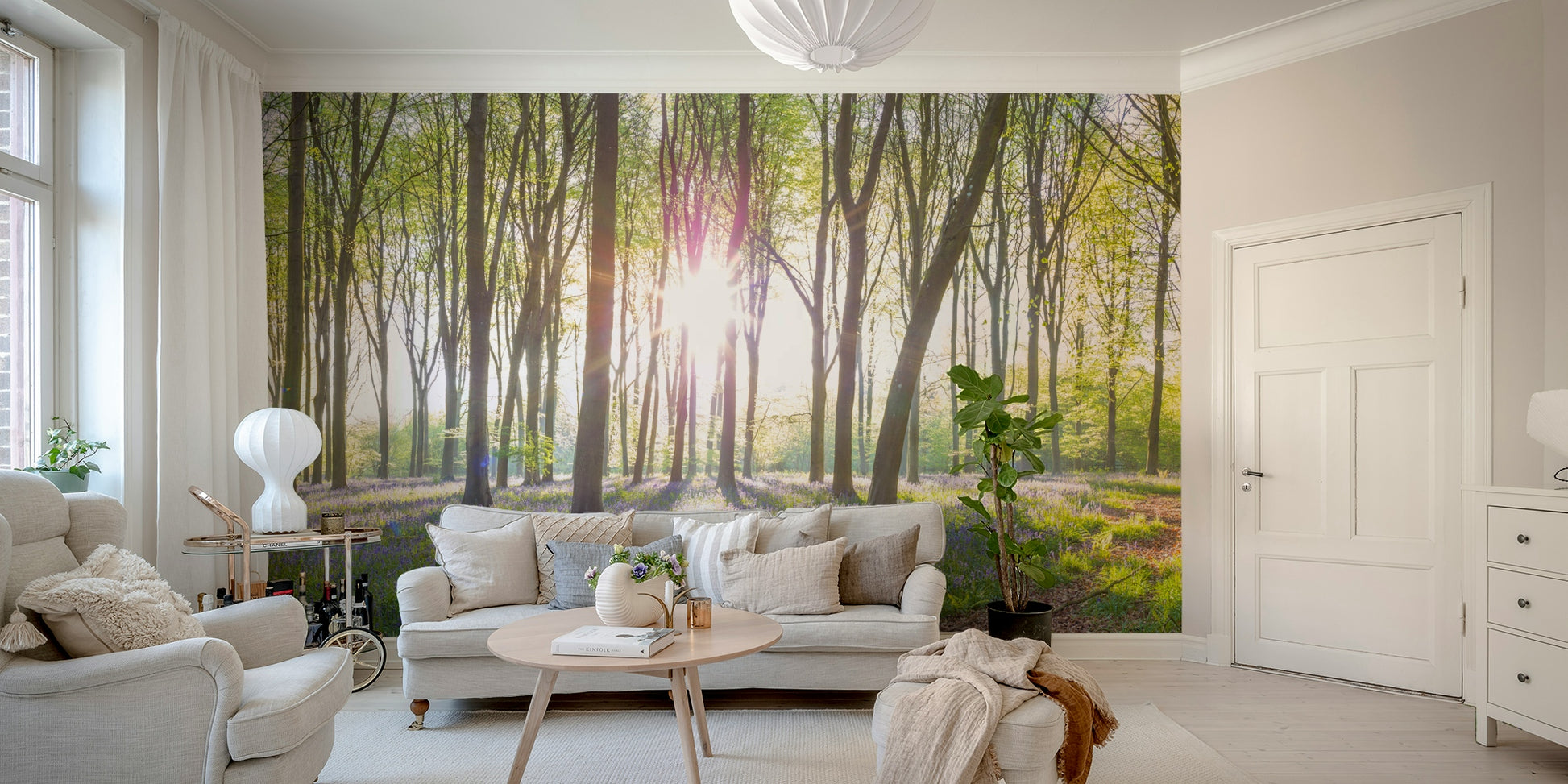 Luminous tones and natural textures.

