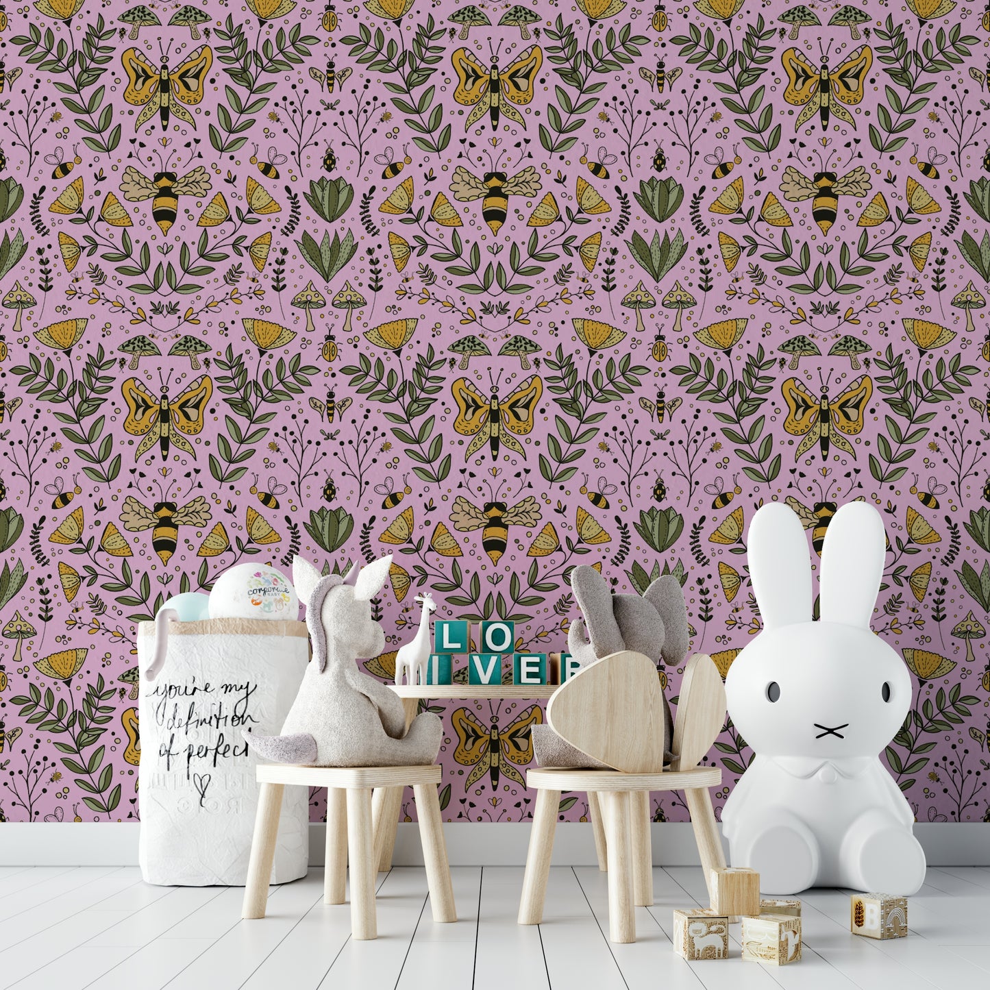 Close-up of a mushroom and a leaf.

