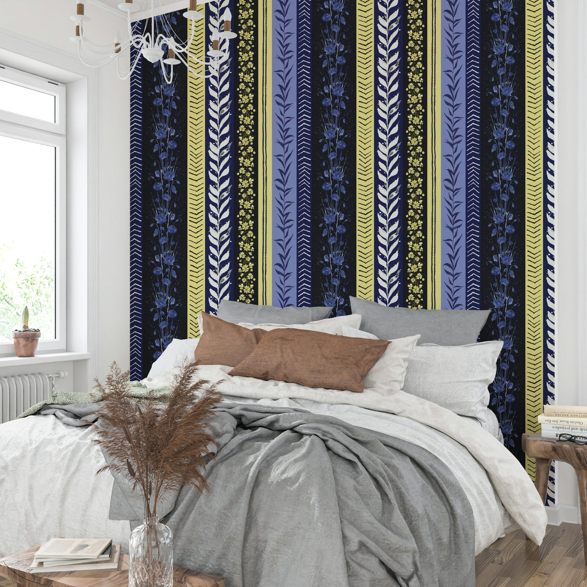 Striped wallpaper with a modern autumn theme.

