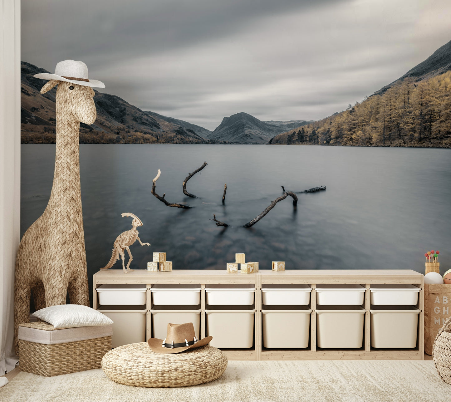 The sky is cloudy and gray.

