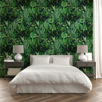 Wallpaper for walls with a bold, exotic feel

