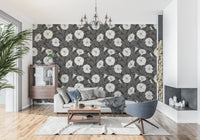 Botanical sketches define the unique look of this white moonflowers wallpaper.