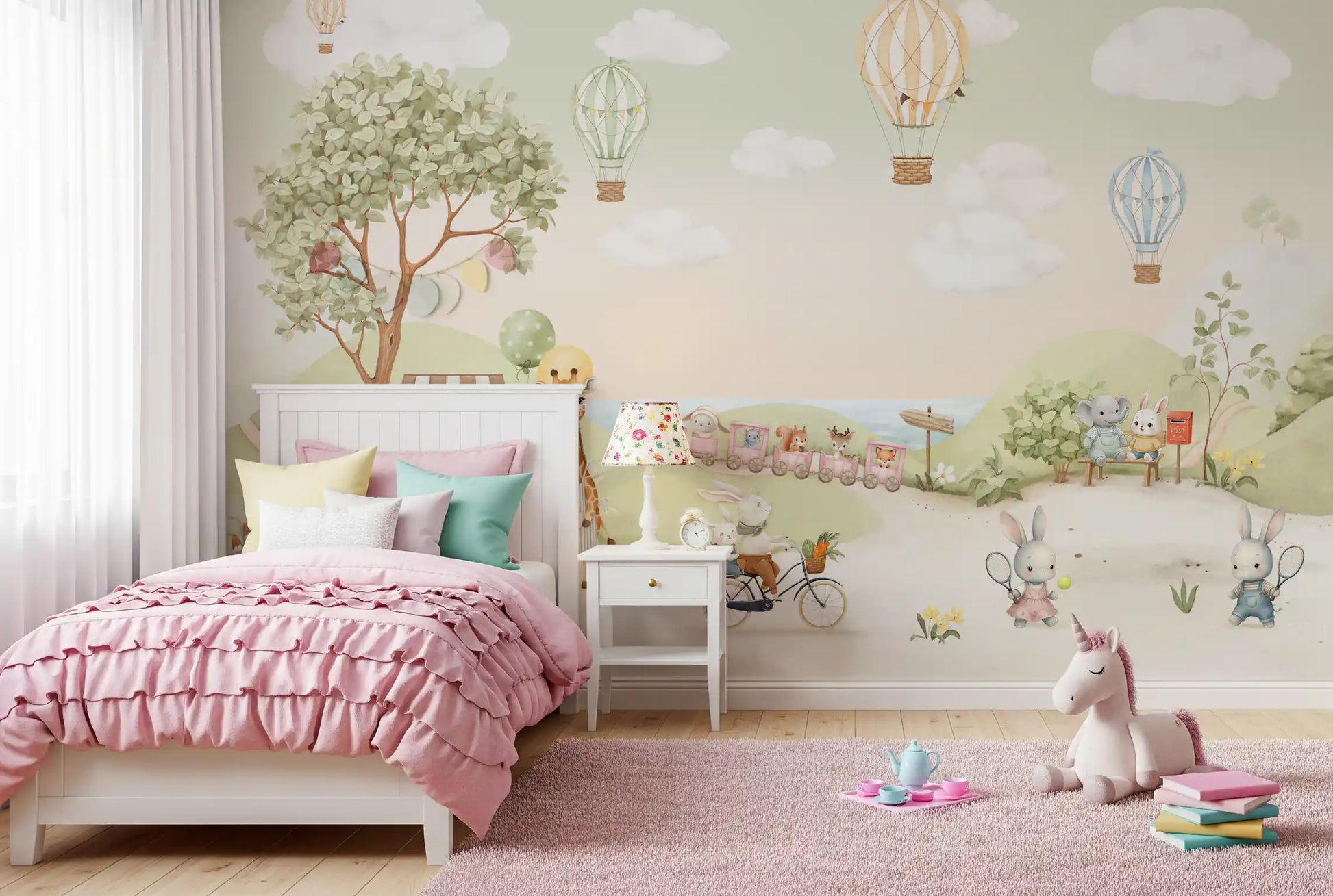 Hot air Girl bedroom dressed with the Animal Adventure wall mural