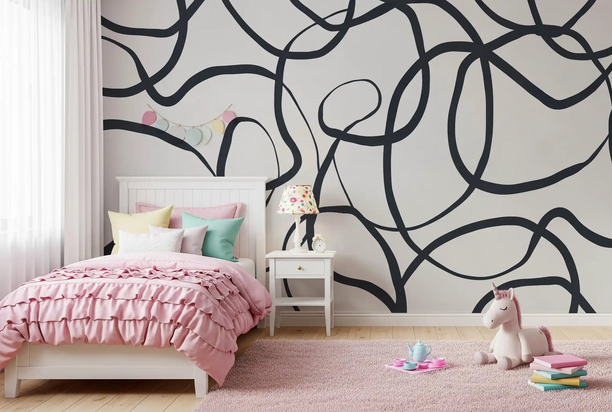 Open ink loops repeat over the Abstract Serpentine wall mural in clean monochrome