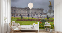 London wallpaper of a palace vista in a bright corner with rattan chair GD13041