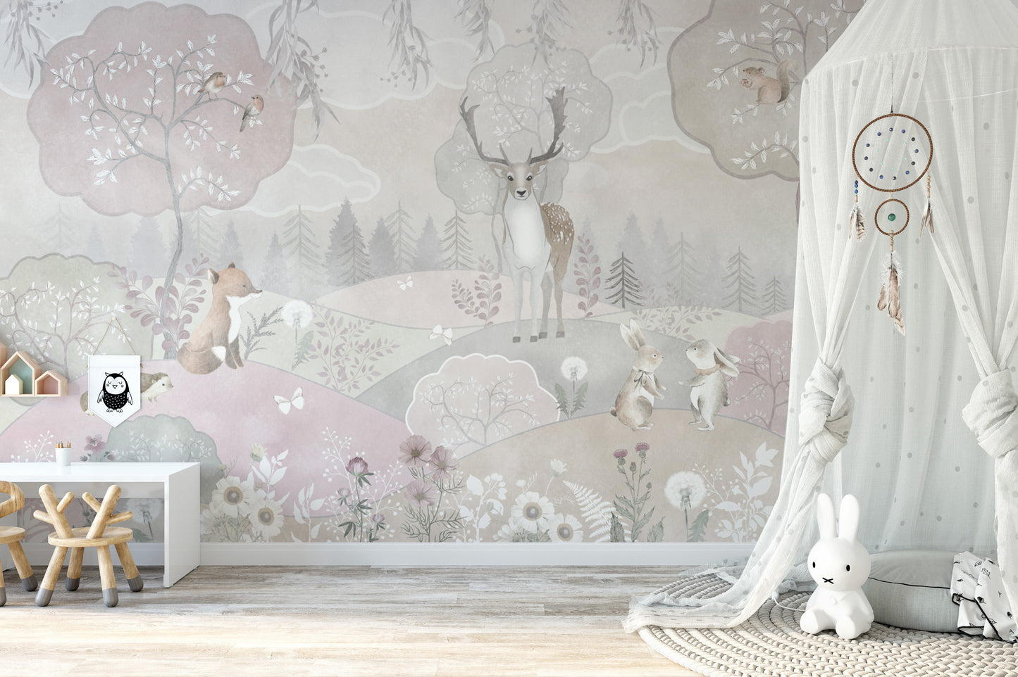 Nature-Inspired Kids' Room Wallpaper
