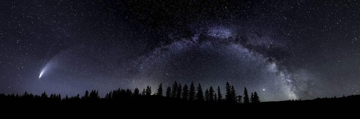 Milky Way Starry Night Wallpaper Mural in your room — zoomed