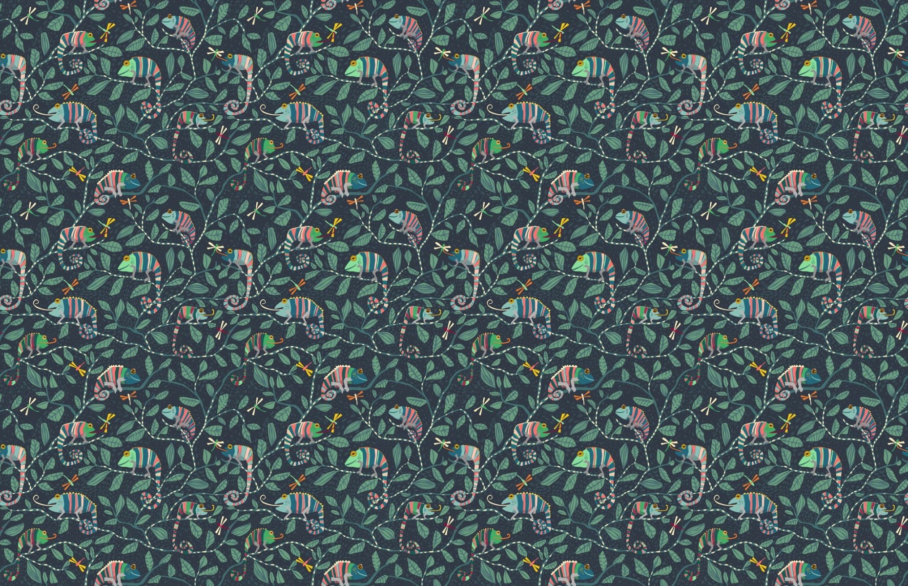 Chameleon Camouflage Chic Wallpaper