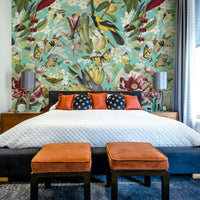Nature-inspired vintage wall covering


