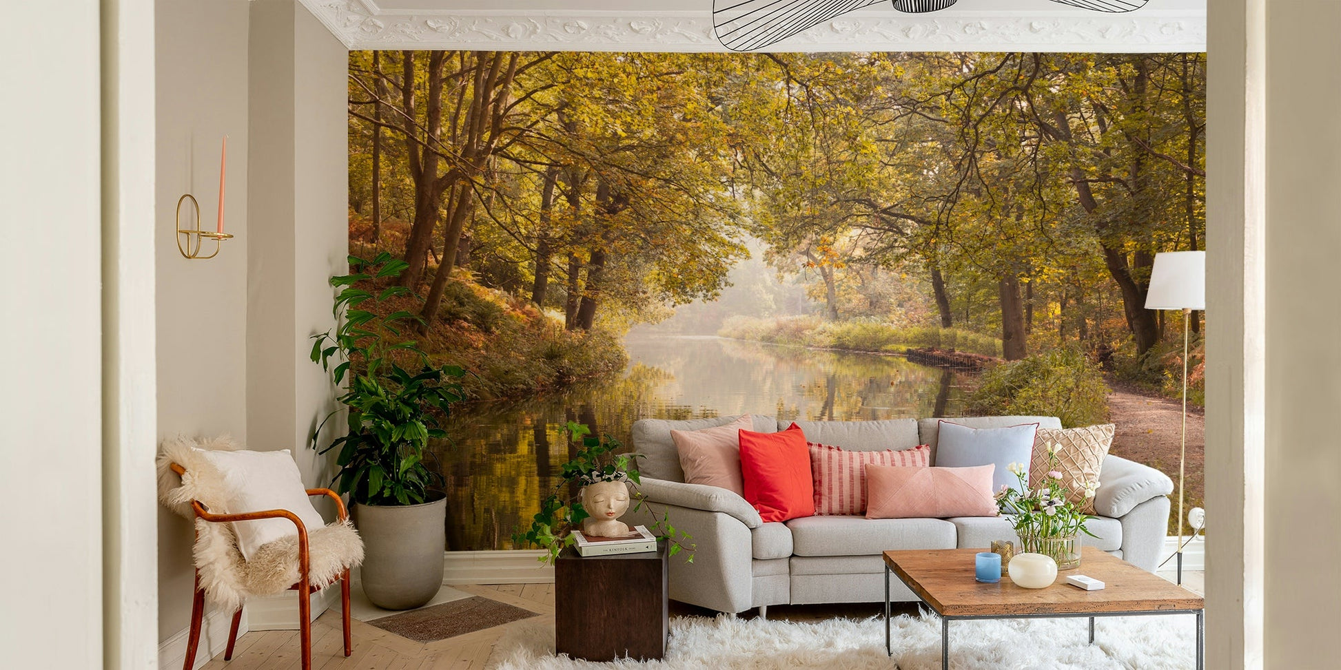 Tree reflections on still water wallpaper
