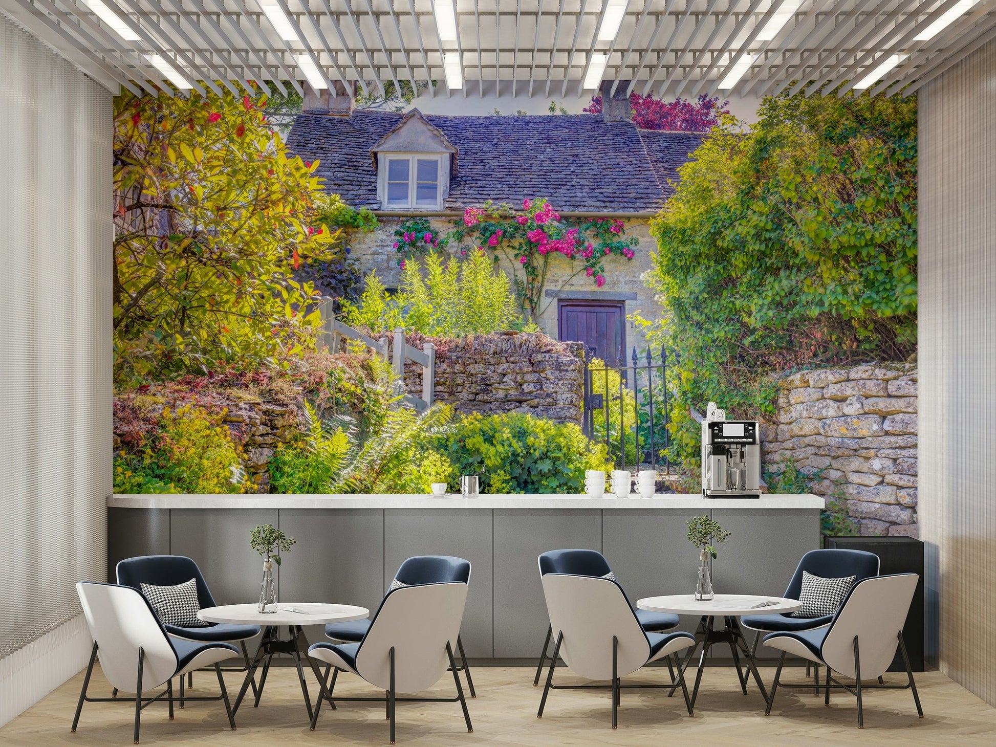 Quaint Country Cottage idyllic wallpaper

