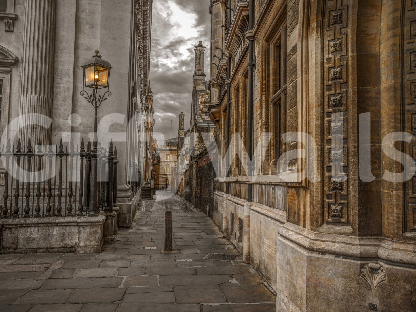 Cambridge’s historic street mural for a sophisticated room atmosphere.

