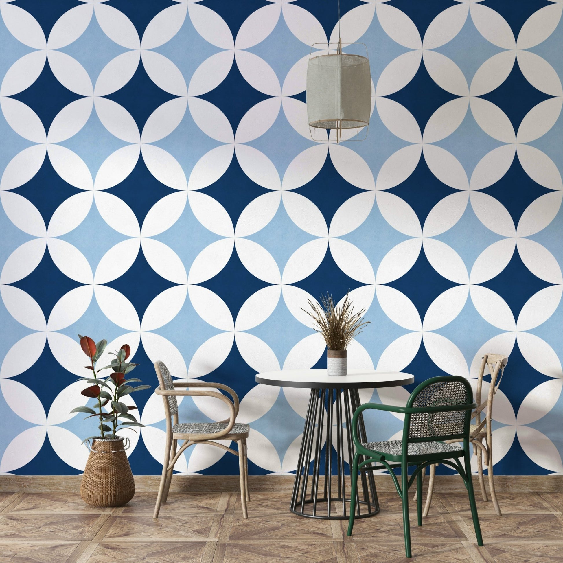 The colors are rich and luxurious.

