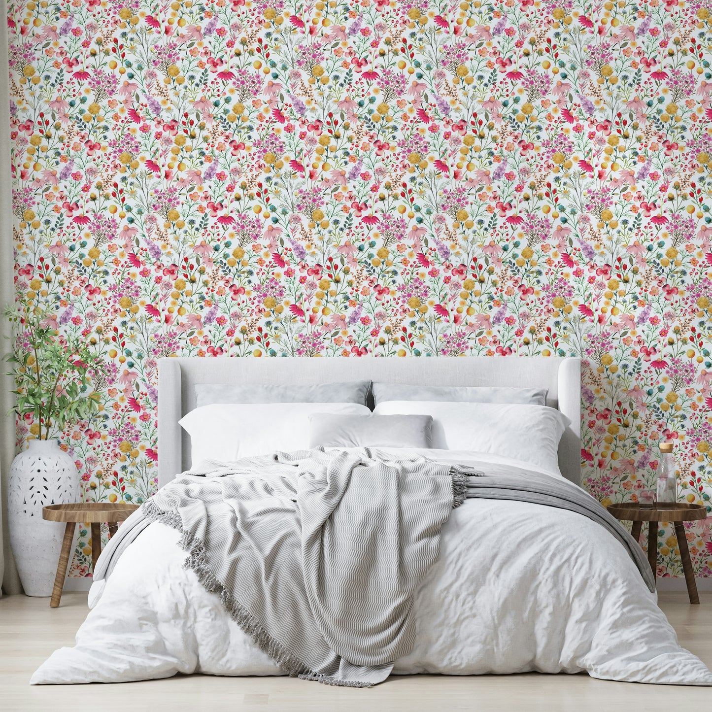 Subtle dry flower wallpaper in earthy tones

