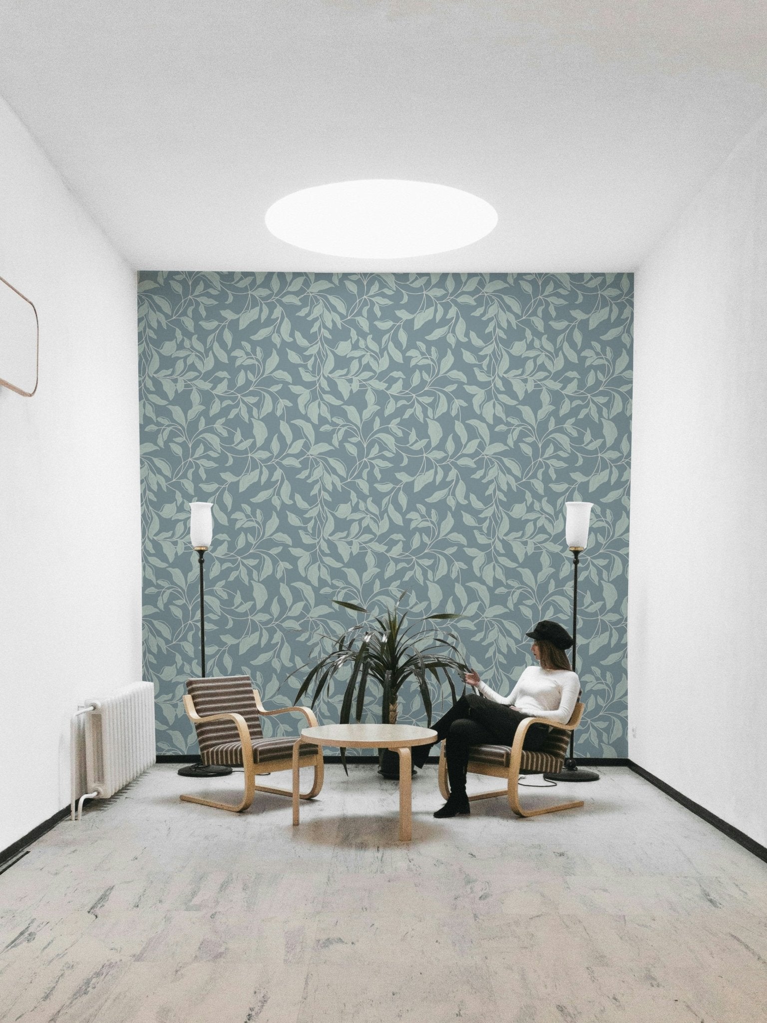 The design repeats seamlessly across the surface.
