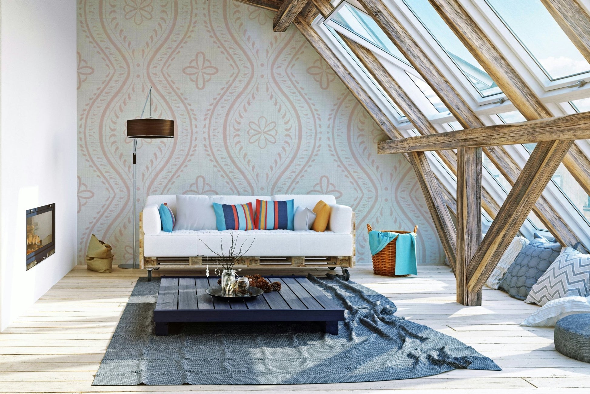 Cream wallpaper with timeless ogee motif


