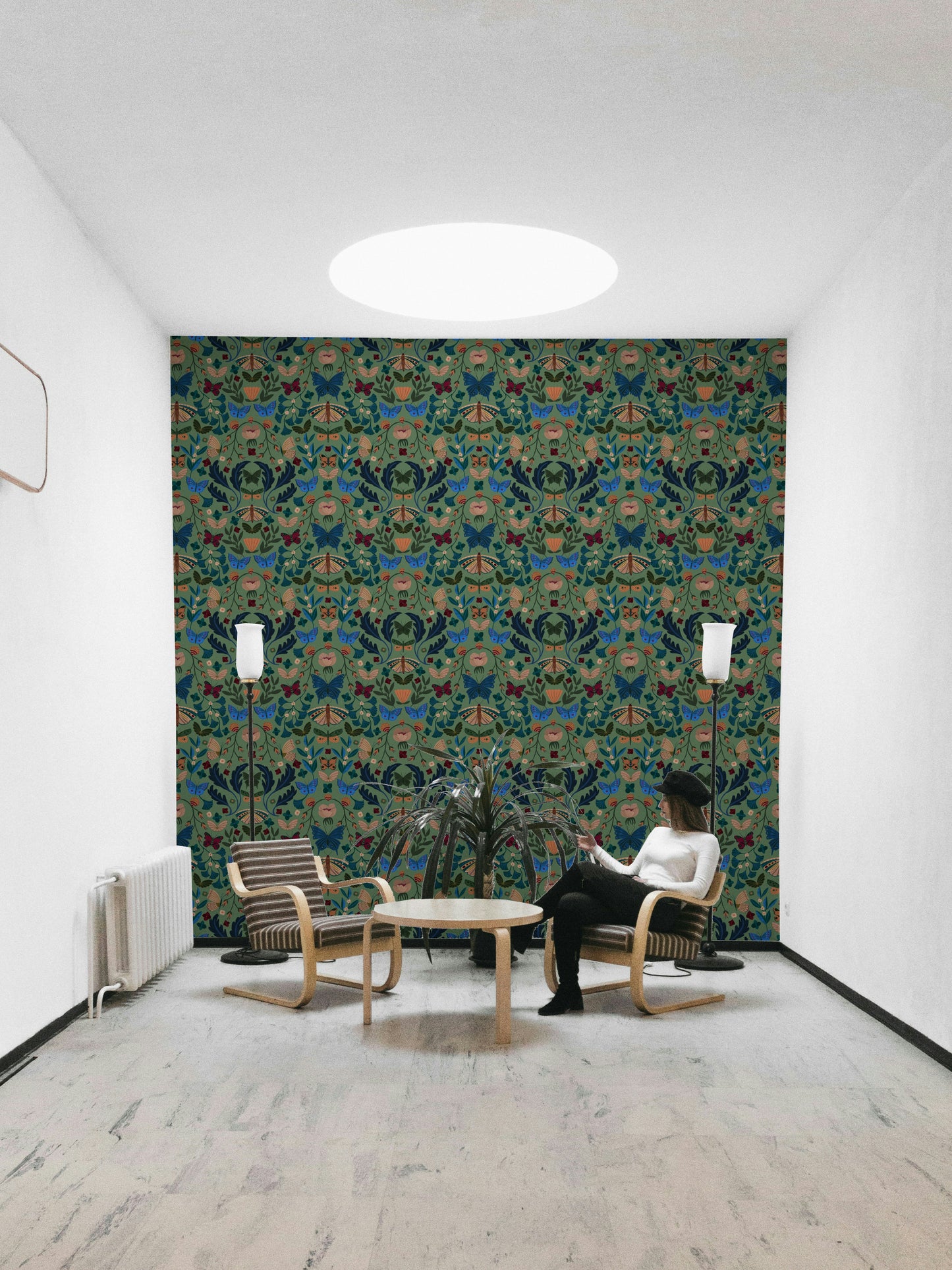 Fluttering florals Wallpaper⁠