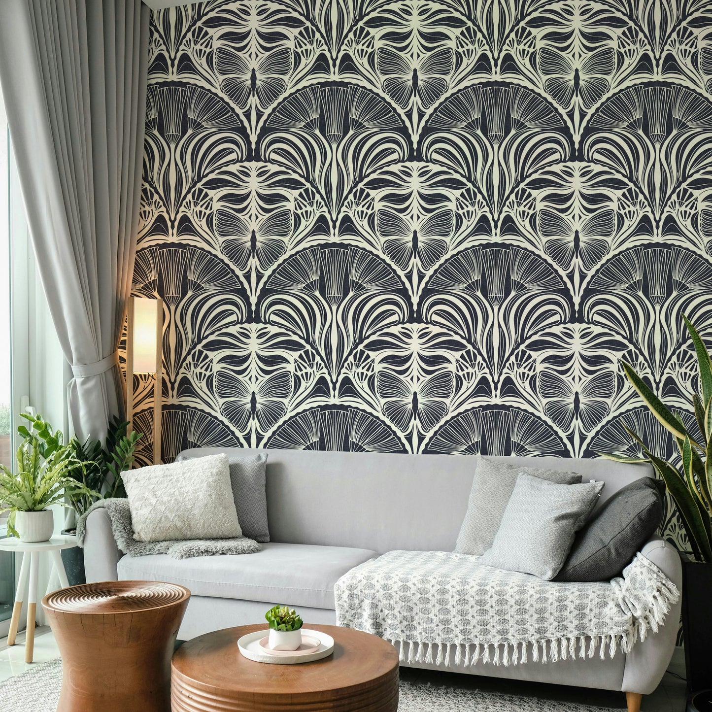 Luxe Deco wallpaper with metallic fan shapes

