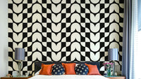 Modern monochrome tulip bloom wallpaper for accent walls.
