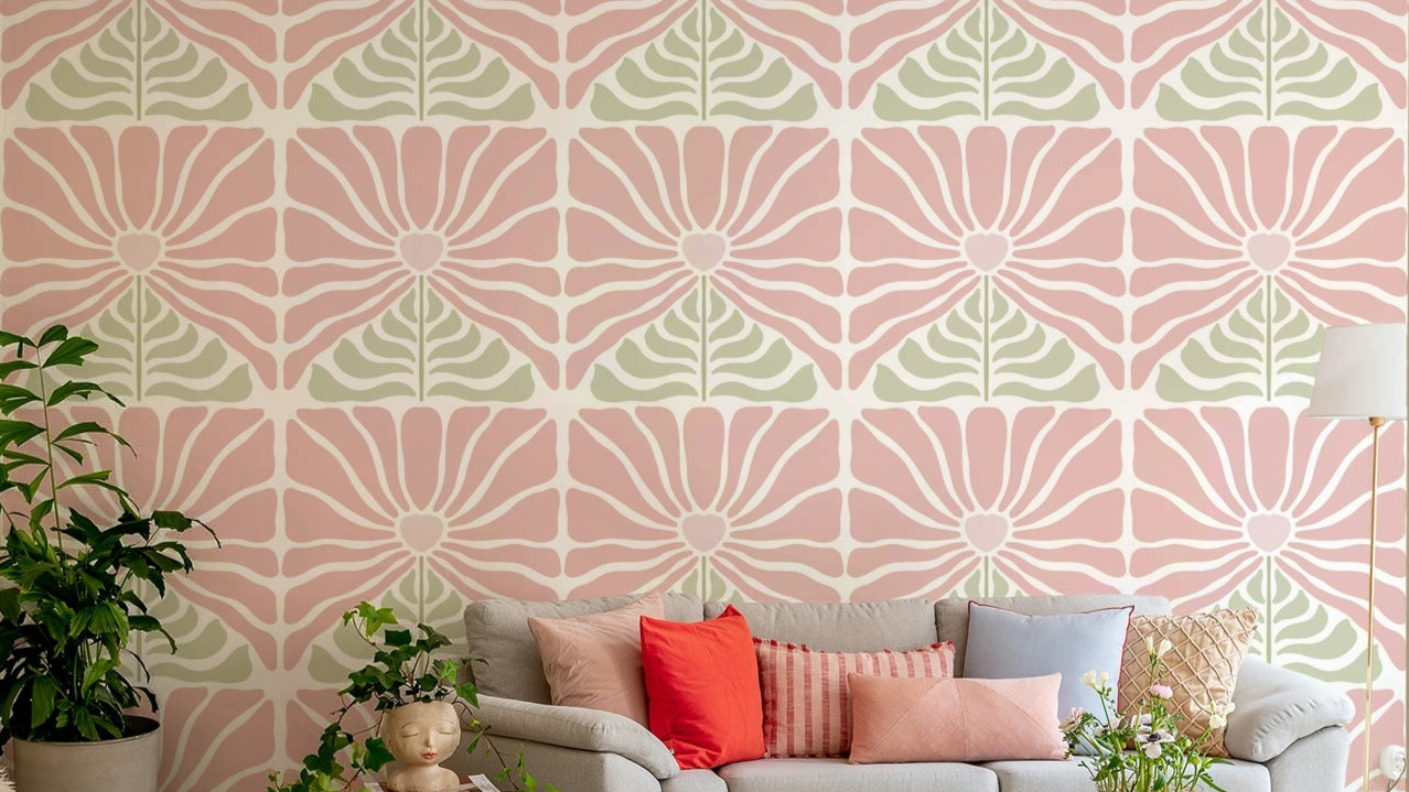 Groovy floral wallpaper in pink and green

