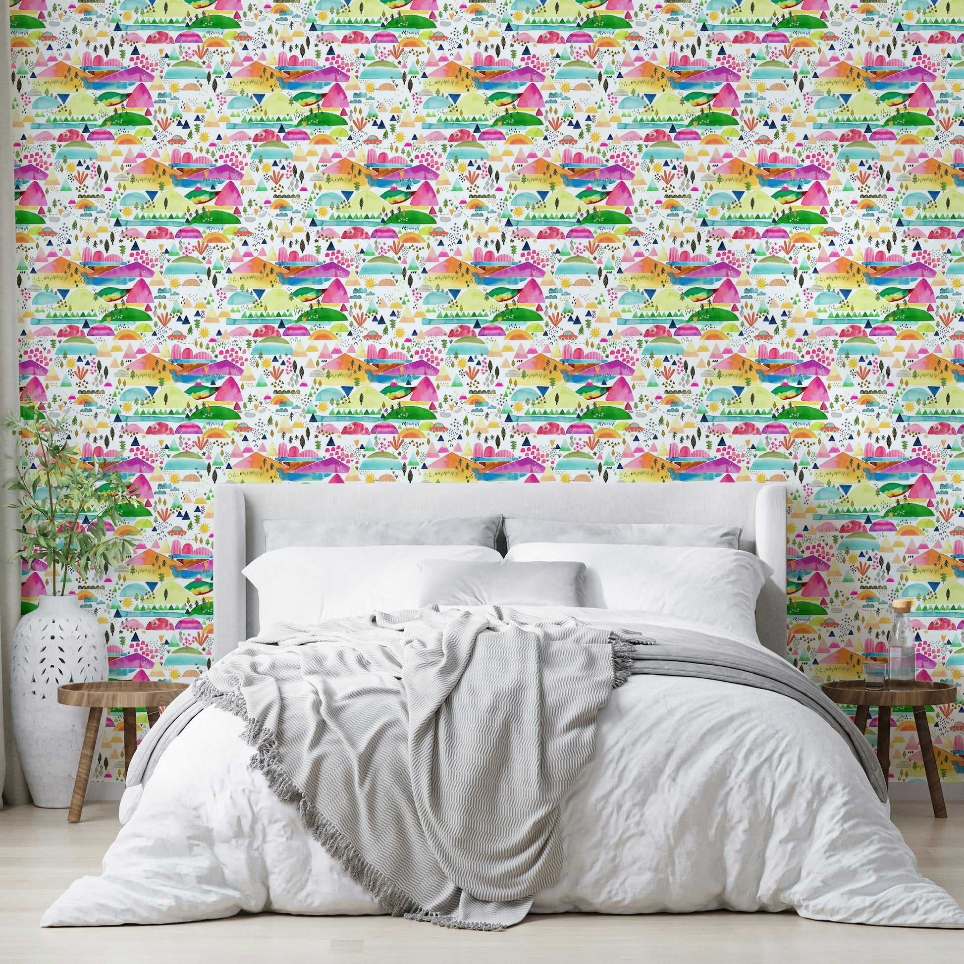 Fun mountain scene wallpaper for boys and girls

