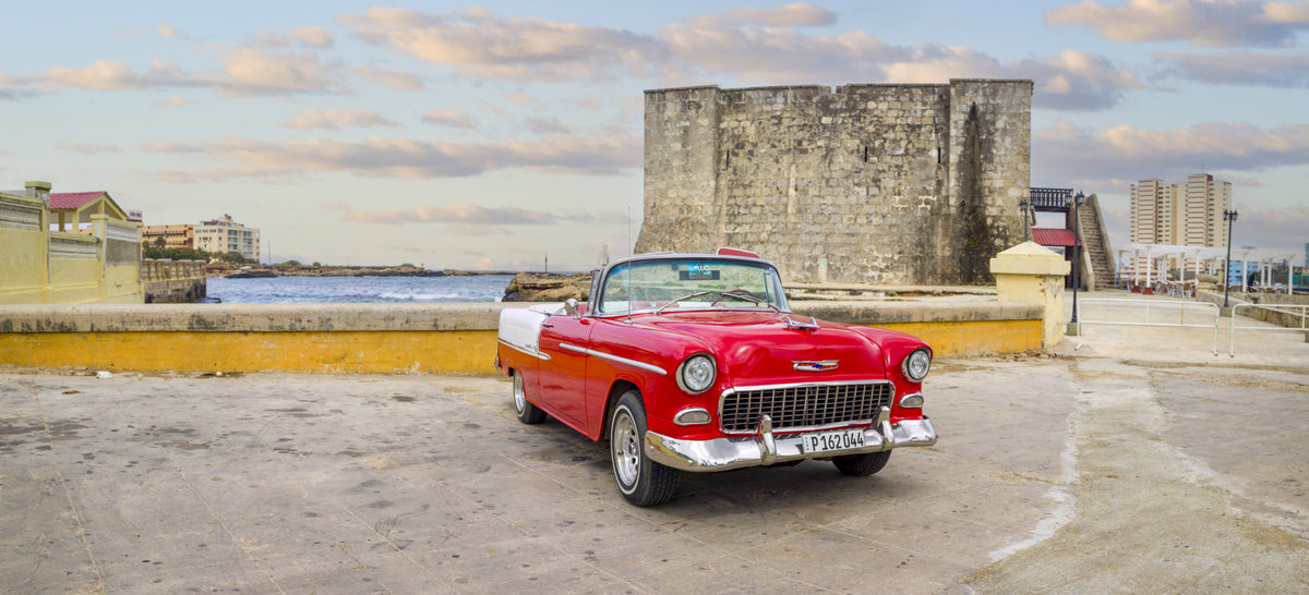 Havana's Retro Ride Wall Mural in your room — zoomed