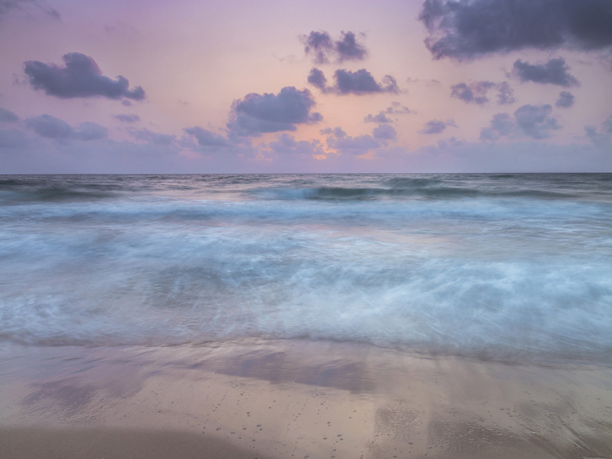 Rough Sea Wall Mural in your room
