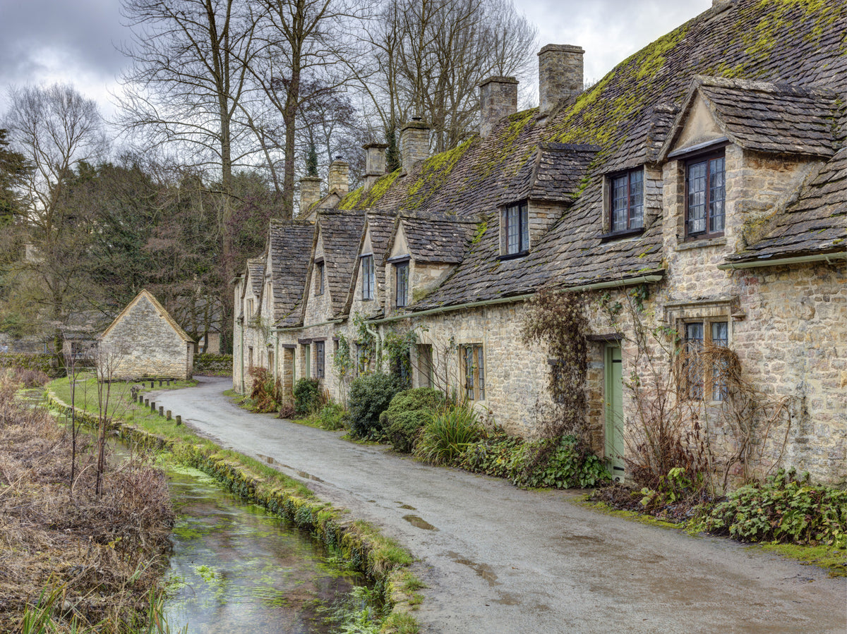 Bibury Bliss Wall Mural in your room — zoomed