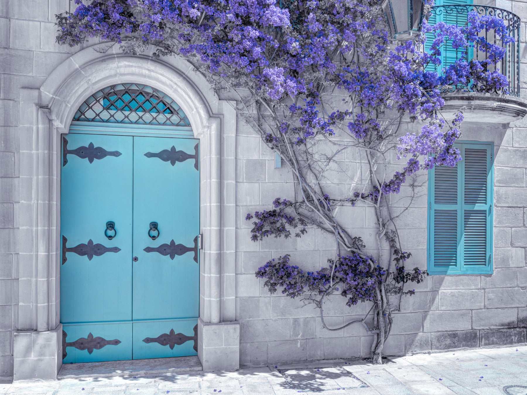 A calm and serene wall covering.

