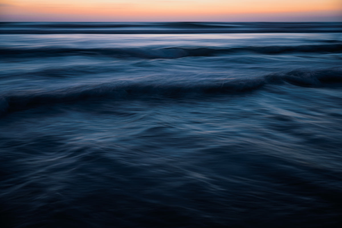 The Uniqueness of Waves XXXV Wall Mural