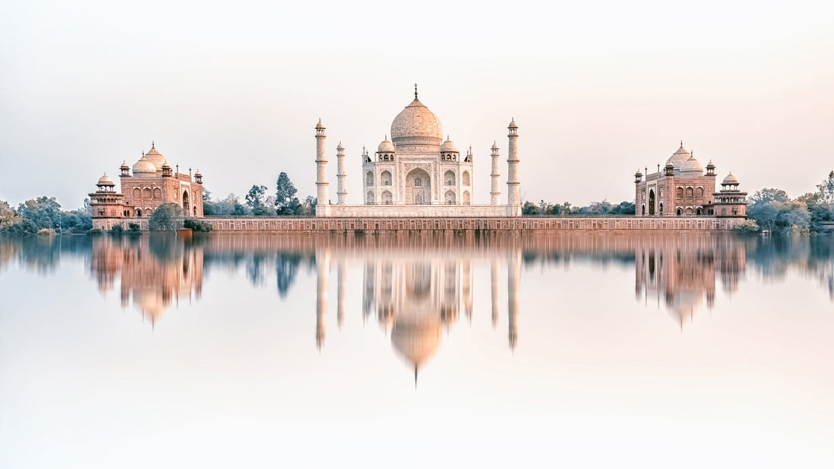 Taj Mahal Reflection Wall Mural in your room
