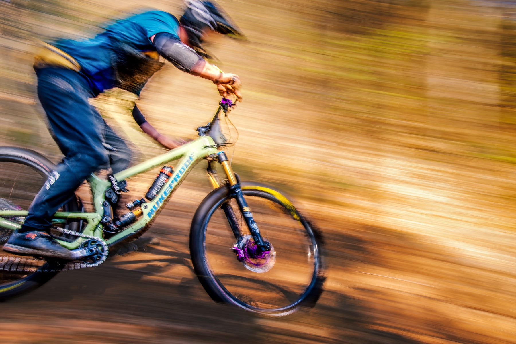Mountain Bike Rush Wall Mural -2307006 in your room — zoomed