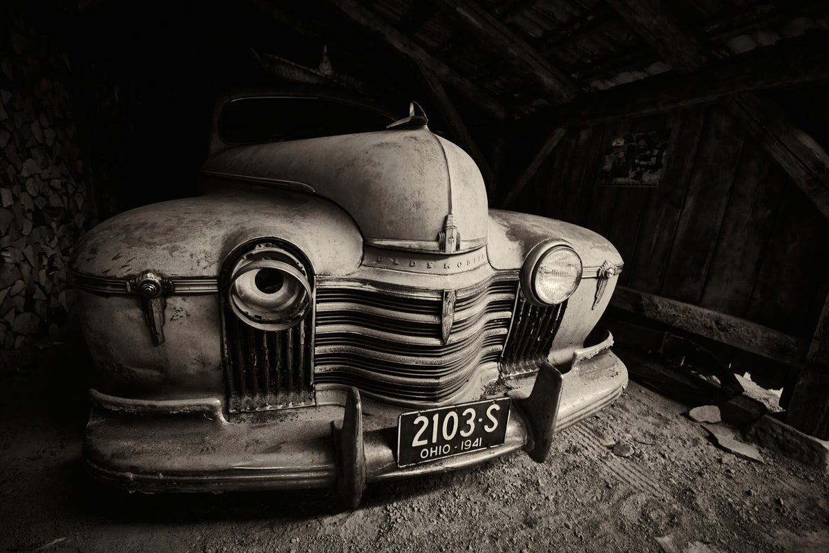 Vintage Ride: 1941 Olds Wall Mural -2348972 in your room — zoomed