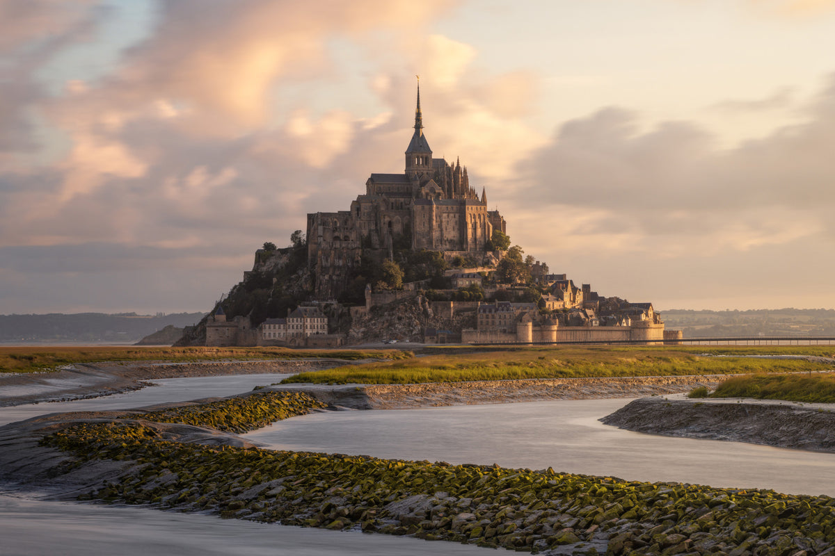 Mont Saint-Michel Dawn Wall Mural -2581079 in your room — zoomed