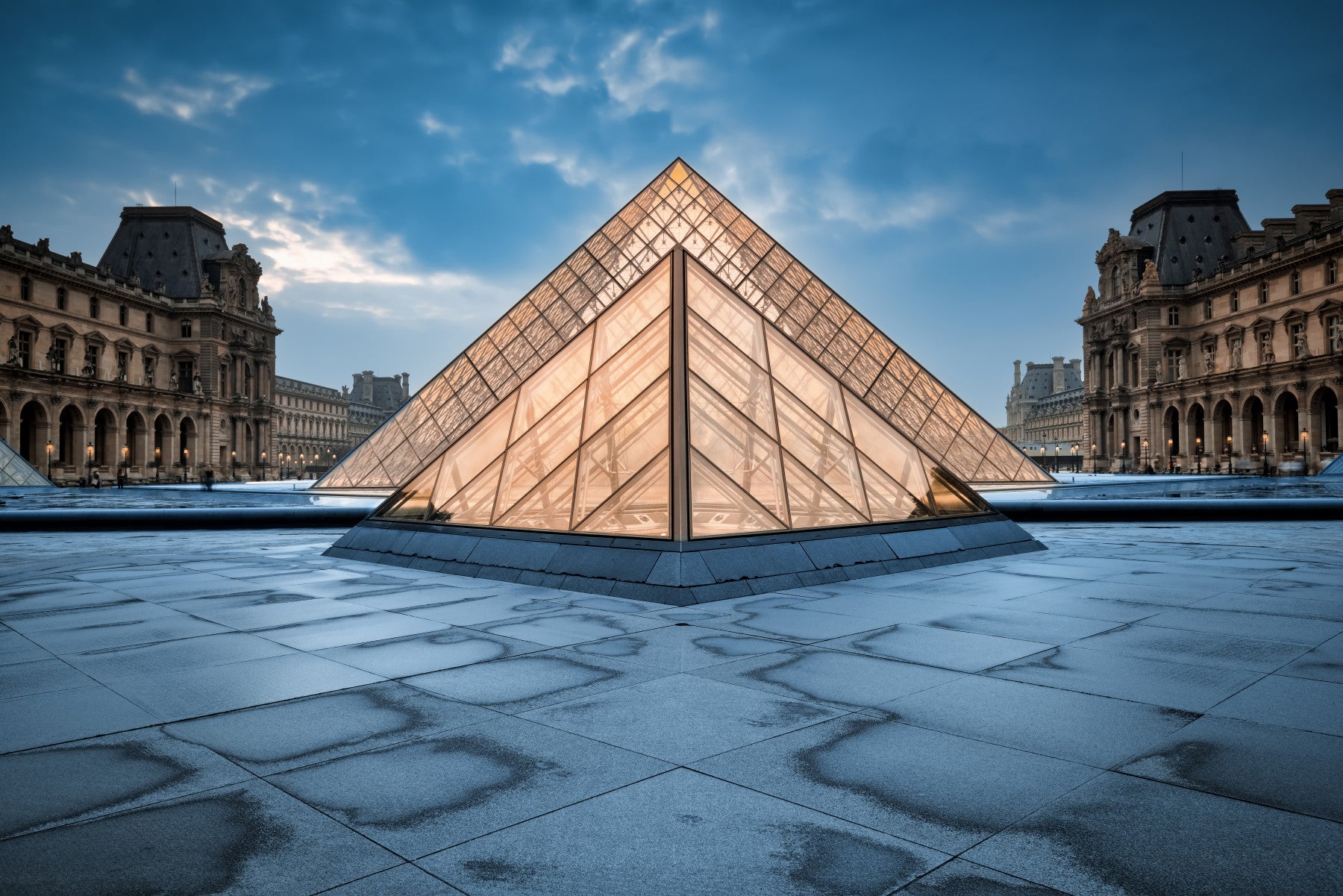 Paris Landmark Wall Mural – Chic mural celebrating the Louvre Pyramid with a touch of Parisian sophistication.