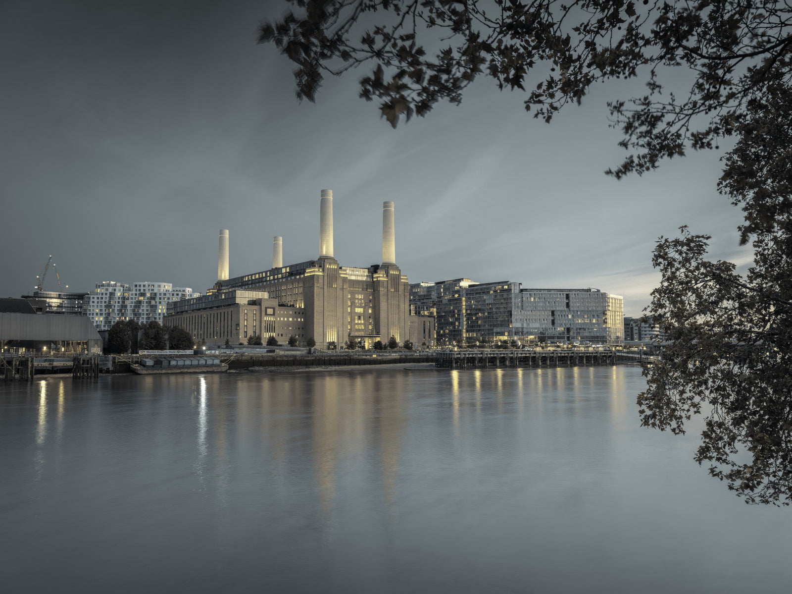 London's Powerhouse Wall Mural