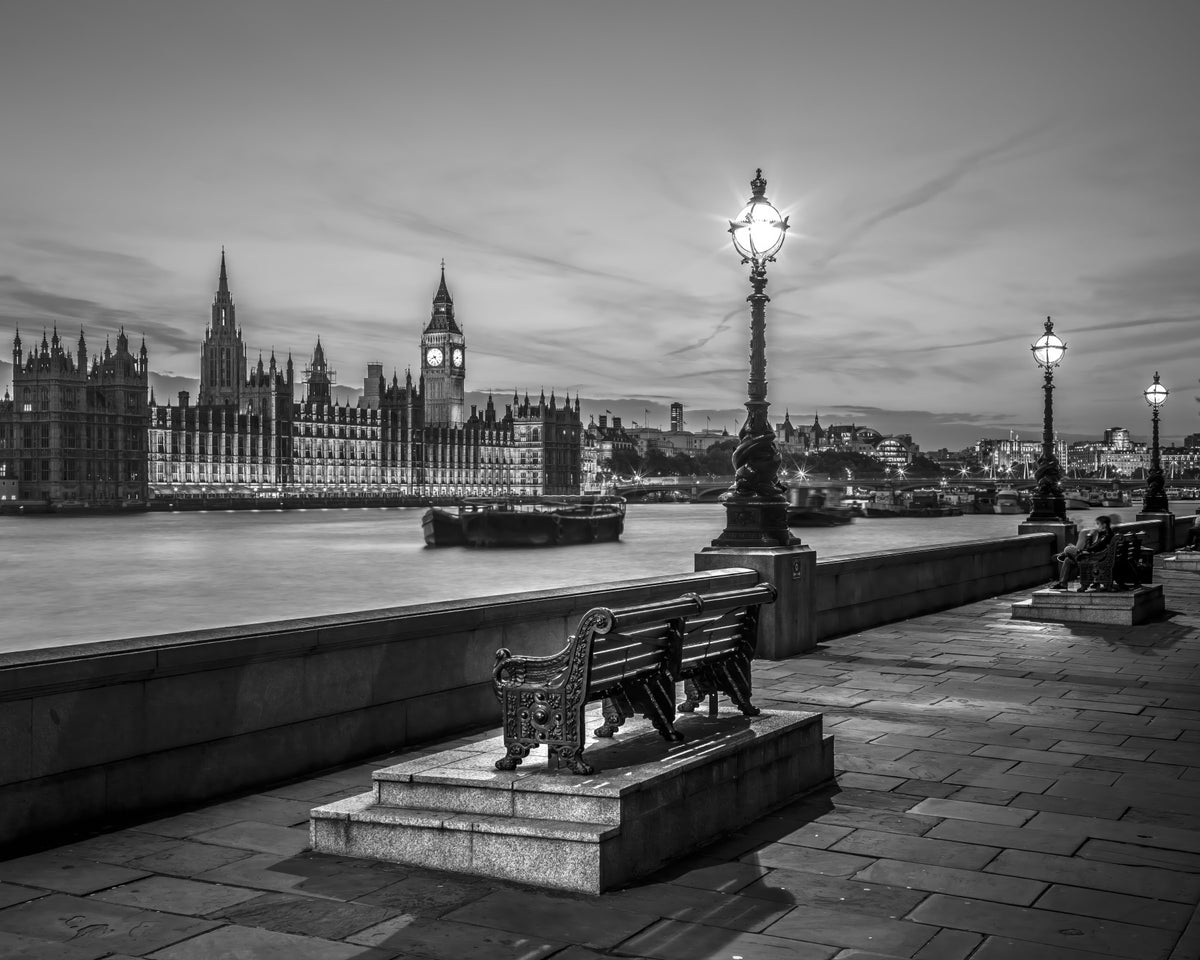 Thames Twilight: A London Icon Wall Mural in your room — zoomed